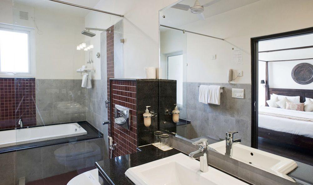 Hotel Mantra Amaltas 4*